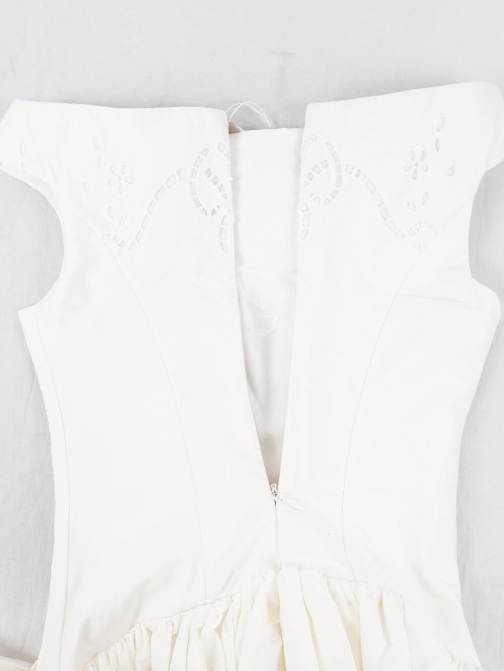 House of CB Lauren White Cotton Broderie Anglaise Boat-Neck Maxi Dress - Size XS - Picture 4 of 8